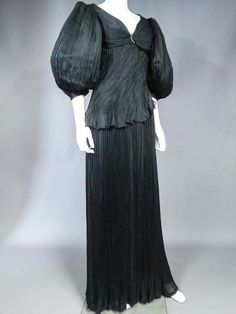 For Sale on 1stdibs - Circa 1985-1990 Paris Haute Couture Beautiful long evening dress in black silk crepe by Emanuel Ungaro Haute Couture numbered 295-5-85 around 1985/1990. Pleated Pre-draped Evening Dress, Pleated Silk Evening Dress, Vintage Black Evening Dress For Gala, Vintage Black Floor-length Evening Dress, Vintage Silk Evening Dress, Paris Haute Couture, Long Evening Dress, Emanuel Ungaro, Silk Crepe