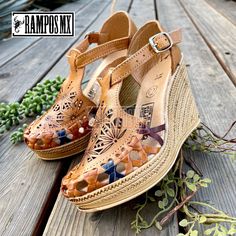 RamposMX @ramposmx ORDER HERE link : www.ramposmx.com @ramposmx Womens Mexican Wedges Sandals Handmade Leather Huaraches Sandals High heel, Mexican wedge sandal ,Mexican heels ,Tacones Mexicanos LASER https://www.instagram.com/ramposmx/ #sandalia #leather #huaraches #HuaracheMujer #HuarachesMexicanos #WomenHuaraches #MexicanSandals Cheap Summer Huaraches With Round Toe, Cheap Spring Huarache Sandals With Round Toe, Mexican Wedges, Sandals Mexican, Huaraches Sandals, Mexican Shoes, Mexican Sandals, Block Shoes, Nice Fashion