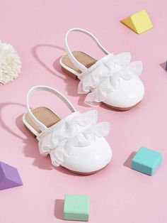 1 Pair Toddler Fashionable Cute Elastic Slip-On Flat Shoes White Fashionable    Colorblock No Instep   Baby Shoes, size features are:Bust: ,Length: ,Sleeve Length: White Baby Shoes, Slippers White, Half Slippers, Barefoot Sandals Baby, Sticky Bra, Lingerie Accessories, Kids Beachwear, White Collar, Maternity Bag