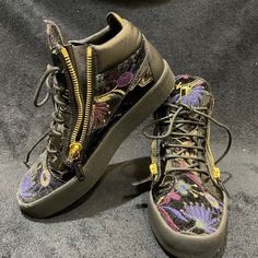 May Lond Sc Donna, Great Condition With Box Giuseppe Zanotti, Womens Shoes Sneakers, Shoes Sneakers, Sport Shoes, Womens Sizes, Women Shoes, Sneakers, Women Shopping, Black