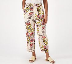 A fun alternative to solid slacks, these linen-blend crops feature a stand-out print. From Susan Graver. Spring Floral Print Cotton Pants, Spring Straight Leg Capris With Elastic Waistband, Trendy Relaxed Fit Printed Bottoms, Casual Cotton Printed Bottoms, Casual Printed Cotton Bottoms, Trendy Printed Bottoms With Relaxed Fit, Casual Floral Print Pants For Spring, Cotton Printed Pants For Vacation, Printed Relaxed Fit Summer Bottoms