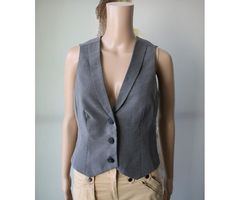 Women's Gray Striped Vest Polyester Viscose Vest Small Size > EUR 36 / US 6 > 68% Polyester, 30% Viscose, 2% Elastane > Tag : Orsay Great Vintage Condition NOTE. Actual colors may vary. This is because each monitor has different color options and everyone sees those colors differently. Measurements (laying flat) : Length : 52 cm / 20.5'' (front) Length : 48 cm / 18.9'' (back) Bust : 44 cm / 17.3'' Waist : 38 cm / 15'' Hips : 44 cm / 17.3'' Please check measurements to insure a proper fit. Rememb Fitted Vest For Office Spring Season, Fitted Office Vest For Spring, Fitted Vest For Office Wear In Spring, Blue Denim Top, Herringbone Vest, Striped Vest, Black Waistcoat, Cotton Overalls, Striped Vests