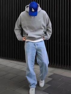 Men Sporty Outfits Casual, Best Mens Outfits, Trendy Man Outfits Casual, Mens Winter Fits Streetwear, Mens Clothing Inspiration, Skate Style Outfits Guys, Boy Styles Outfits, Make Outfit Ideas, Men Styling Ideas