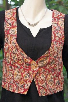 Get this traditional jackets for kurti Gte it done at http://mytailor.in/ Sewing Dresses For Women, Kalamkari Dresses, Jacket Designs, Kalamkari Blouse, Style Kurti, Cardigan Blazer, Indian Salwar, Dress Models