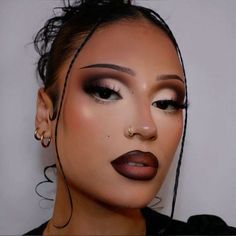 Dark Skin Makeup Looks Eyeshadows, Asian Prom Makeup, Space Eye Makeup, Goth Wedding Makeup, Black Bride Makeup, Dramatic Eyeshadow, Vampy Makeup, Dark Makeup Looks, Asian Makeup Tutorials