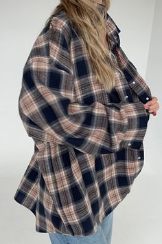 Details: Material: Cotton, Polyester Style: Casual Pattern Type: Plaid Element: Pocket, Buttons, Contrast Neckline: Turndown Collar Sleeve Style: Shirt-Sleeve Sleeve Length: Long Sleeve Fit Type: Loose Clothing Length: Long Type: Full Print Size(in) Length Shoulder Width Bust Sleeve Length S 30.1 22.4 44.9 20.7 M 30.5 23.2 46.5 20.9 L 30.9 24 48 21.1 Tips:Due to the many variations in monitors, the color in the image could look slightly different, please take physical design and color shall prev Winter Mini Dresses, Blouses Vintage, Loose Clothing, Fall Winter Dresses, Blouse Sale, Mini Robes, Loose Outfit, Turndown Collar, 70 Dress