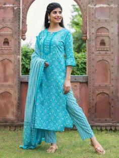 Jaipur Kurti Ethnic Skirts : Buy Jaipur Kurti Women Blue Maxi Flared Skirt With Pink And Golden Khadi Print Online|Nykaa Fashion Ethnic Motifs, Turquoise Print, Printed Trousers, Kurta With Pants