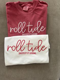 Custom mascot or slogan for your college!  Comfort Colors T-shirts - super soft and comfy.  Please check the sizing as these ARE UNISEX fit.   ❤ These are made to order- we will sometimes have to order your color comfort colors - so the lead time can be a few days longer, but still within the shipping time noted.  We will send a mock up - so if you don't like the way your original design looks, please let us know.   Please check the rest of the shop to see all of the designs we offer! These shir Cheap College T-shirt With Name Print, Cricut College Shirts, High School Tshirt Design, College T Shirts Design, College Shirts Design, Corporate T Shirt Design, University Shirt Design, College Tshirt Designs, College Shirt Diy