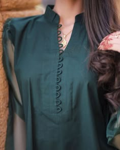 Pola Blus, Suit Neck Designs, Design Kurta, Salwar Neck Designs, Churidar Neck Designs, Kurti Sleeves Design, Nikkah Dress, Kurti Patterns, Designer Kurti Patterns