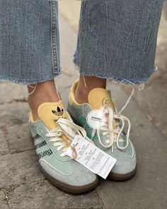 Unique color way for adidas samba gazelle sneakers womens street style 2024 fashion footwear Samba Gazelle, Sneakers For Women 2024, Unique Shoes Women, Adidas Gazelle Women Outfit, Sneakers 2024, Colorful Sneakers Outfit, Colorful Sneakers Women, Adidas Gazelle Women, Adidas Samba Women