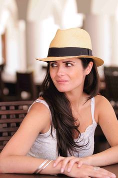 Genuine Panama Hat, handmade in Ecuador. our hats are set apart by their elegant and exclusive design, and by the quality of toquilla straw.   #PanamaHat #PanamaHats #Ecuador #GardeningHat #Fedora #GardeningPanamaHat #womenpanamahat #panamahatwomen #strawhat #fedorawomen #sunhat #fedorahat #panamahatforwomen #strawhatwomen #gardeninghatwomen #femeninepanamahat #femeninehat #brownpanamahat #genuinehats #genuine #authentic #panamahatmall #gamboa #brownfedora Panama Hat Women, Fedora Women, Brown Fedora, Gardening Hat, Style Inspiration Casual, Head Dress, Set Apart, Hat Handmade, Hat Women