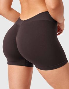 Show off your figure in style while experiencing the highest level of comfort with these high-waisted, seamless shorts that help accentuate your peach butt more effectively. The pure nylon fabric is skin-friendly and flattering, and the workout shorts feature four-way stretch material that wicks away moisture and promotes compression and support, designed to provide you with maximum comfort and flexibility throughout your workout. The style plus back waist v-shape design accentuates the figure a Solid Color Smoothing High-waisted Shorts, High Waist Smoothing Biker Shorts, High Stretch Smoothing Solid Shorts, High Stretch Solid Color Smoothing Shorts, Compressive Shapewear Shorts, High Stretch Smoothing Solid Color Shorts, High Stretch Smoothing Shorts, Solid Color Smoothing Biker Shorts, Solid High Stretch Smoothing Biker Shorts