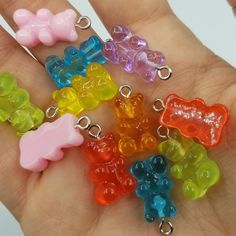 there are many gummy bears in the hand