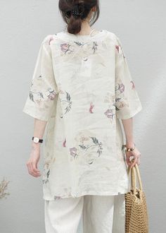 Modern beige print linen tunics for women v neck half sleeve baggy summer blouse

Materials used:linen blended

Measurement:One size fits all for this item. Please make sure your size doesn't exceed this size: XXL/BUST-110cm   
   
length front 73cm / 28.47"
length back 79cm / 30.81"
bust 110cm / 42.9"
Shoulder 42cm / 16.38"
Sleeve length 34cm / 13.26"
Armhole 32cm / 12.48"



We ship worldwide.

Tracking numbers provided for all orders. Linen Tunics For Women, Tunics For Women, Linen Coat, Summer Blouse, Coat Stands, Half Sleeve Dresses, Linen Tunic, Blouse Material, Summer Blouses