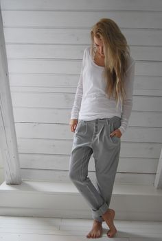 Comfy loungewear...now THAT'S relaxed! #YankeeCandle #MyRelaxingRituals Outfit Combinations, Grey Pants, Comfy Casual, Fashion Street, Outfits Casuales