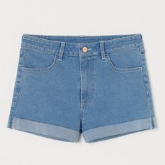 Regular Waist. Brand New W/O Tags. Size Tag Still In Tact. No Flaws. Never Worn. Tags: #Denim #Shorts #Levis Levi’s Shorts Levis, H&m Shorts, Character Outfits, Striped Tee, Jeans Shorts, Size Tag, Jean Shorts, Denim Shorts, Outfit Ideas