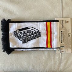 Authentic Real Madrid F.C. Scarf Purchased In Madrid At The Authentic Soccer Fan Club. New With Tags. Can Be Worn On Both Sides: White Or Black. Measures 150x18cm Red Cashmere Scarf, Green Outerwear, Soccer Scarf, Cashmere Winter Scarf, Scarf Ideas, Club Red, Gucci Scarf, Soccer Fan, Alpaca Scarf