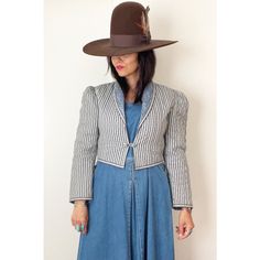 This is an adorable vintage Canadian cottage core quilted bolero with a rolled collar and single toggle button closure. The slight puff shoulders and fitted waist gives this piece such a cool structured look. It hugs the bodice just right, such a great fit! Pairs really well with high waisted trousers too! Strongly recommend for A & B cup gals only. Feel free to message me if you have questions about this listing, i'm happy to help!  Excellent Vintage Condition Tag: Vicki Lynn Bardon - Suttles and Seawinds Limited - Nova Scotia, Canada Best fits: SM Length: 17.5" Shoulder to Shoulder: 16" Bust: 17" Waist: 15" Model is 5'5 - U.S. Size 4/6 🦋PLEASE REVIEW SHOP POLICIES BELOW🦋ALL SALES ARE FINAL🦋 Carefully read condition / sizing / dimension information provided above in the listing descrip Canadian Cottage, Vintage Cottage Core, Rolled Collar, Toggle Button, Nova Scotia Canada, B Cup, Vintage Cottage, Nova Scotia, High Waisted Trousers