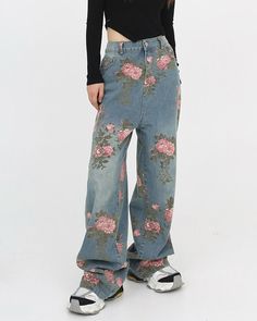 Blue floral denim pants with a beautiful rose print. The wide-leg silhouette and relaxed fit bring out a soft, cottagecore charm Size: • S: Waist: 70cm/ 27.6 in, Length: 105cm/ 41.3 in, Hips: 100cm/ 39.4 in• M: Waist: 74cm/ 29.1 in, Length: 107cm/ 42.1 in, Hips: 104cm/ 40.9 in• L: Waist: 78cm/ 30.7 in, Length: 109cm/ 42.9 in, Hips: 108cm/ 41.5 in• XL: Waist: 82cm/ 32.3 in, Length: 110cm/ 43.3 in, Hips: 112cm/ 44.1 inMaterial: Denim Blue Floral Print Wide Leg Jeans, Floral Print Wide Leg Jeans With Relaxed Fit, Floral Print Wide Leg Relaxed Fit Jeans, Wide Leg Denim Pants With Floral Print, Casual Floral Print Straight Leg Jeans, Relaxed Fit Wide Leg Jeans With Floral Print, Spring Floral Print Full-length Jeans, Spring Floral Print Full Length Jeans, Casual Straight Leg Floral Print Jeans