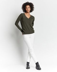 Lightweight V-Neck Sweater Knit From Fine Merino Wool Yarns For Soft, Smooth Comfort. Relaxed Fit With Dropped Shoulders, Ribbed Trim. 100% Merino Wool Hand Wash Imported | WOMEN'S MERINO V-NECK SWEATER Pendleton Sweater, Pendleton Woolen Mills, Travel Wear, Merino Wool Yarn, Ireland Travel, Sweater Knit, Cool Fabric, V Neck Sweater