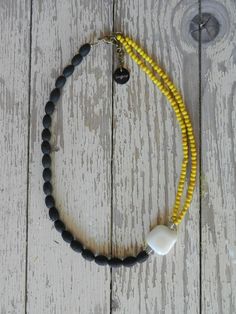 Lava Stone Necklace, Handmade Bead Jewellery, Stone Bead Jewelry, Art Jewelry Contemporary, Beaded Necklace Diy, Jewelry Beaded, Beaded Accessories, Lava Stone