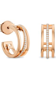 Brand new hoop earrings in our iconic Horizon design? We’re all ears.  #debeerslondon #thehomeofdiamonds #valentinesday Horizon Aesthetic, Rose Gold Hoop Earrings, Valentines Gift Guide, Rose Gold Band, Engraved Items, Brilliant Diamond, Gold Hoop, Gold Hoop Earrings