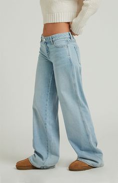 Casey Low Rise Baggy Jeans, Low Rose Baggy Jeans, Petite Baggy Jeans Outfit, Jeans With No Holes, Pacsun Low Rise Baggy Jeans, American Eagle Baggy Jeans, Jeans Low Rise Baggy, White Wash Jeans Outfit, Pac Sun Jeans