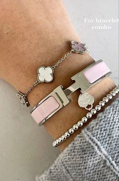 Silver Jewellery Aesthetic, Bracelets With Charms, Make Necklaces, Xoxo Jewelry, Jewelry Wishlist, Expensive Jewelry Luxury, Price Increase, Wrist Jewelry, Luxe Jewelry