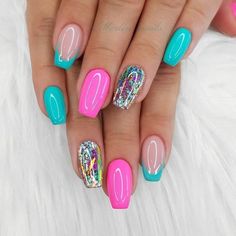 Nail Ideas For Cancun, Short Pink Nails, Stars Nails, Cowboy Nails, Pretty Body, Pink Nail Art Designs, Green Nail, Pink Nail Art, Her Nails