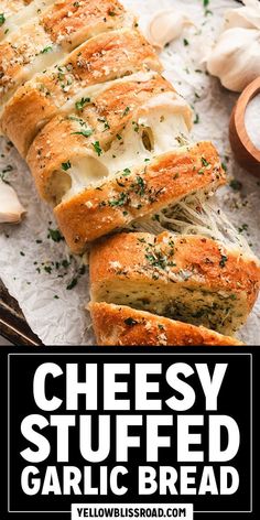 this cheesy stuffed garlic bread is so good and easy to make