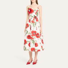 Oscar de la Renta dress featuring a poppies print and threadwork flower applique Scoop neckline Sleeveless Hem falls below the knee A-line silhouette Invisible back zip Polyester Lining: Silk Made in Italy Elegant Floral Applique A-line Midi Dress, Luxury A-line Sleeveless Dress With Floral Print, Oscar Dela Renta Dress, Poppy Print Dress, Oscar De La Renta Embroidered Dress, Poppy Print, Sleeveless Midi Dress, Flower Applique, Midi Dress Sleeveless