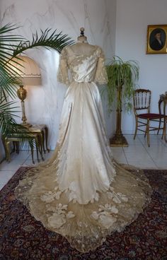 Worth Gowns, Edwardian Evening Gown, Victorian Evening Gown, Worth Dresses, Vintage Gunne Sax Dress, Tea Dresses, Ideas Embroidery