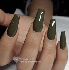 Acrylic Nails Natural, Olive Nails, Green Acrylic Nails, Dark Green Nails, Green Nail, Fall Acrylic Nails, Super Nails, Dark Nails