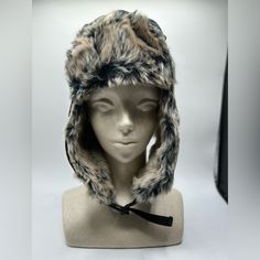 Levis Strauss Mens Trapper Hat Gray S/M Faux Fur Lined Adjustable Clip Nwt Brown Hats With Fleece Lining For Cold Weather, Brown Insulated Winter Hat, Adjustable Faux Fur Trim Cold Weather Hats, Adjustable Hats With Faux Fur Trim For Cold Weather, Adjustable Faux Fur Trim Hats For Cold Weather, Winter Outdoor Hat With Faux Fur Trim, Black Faux Fur Hat For Fall, Brown Hat With Plush Lining For Cold Weather, Casual Faux Fur Winter Hat