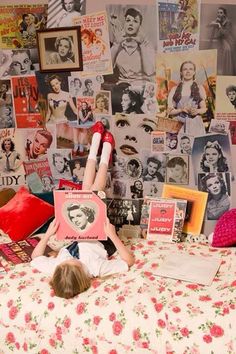 This aint 90 but vibes mannn Retro Room, Judy Garland, Vintage Americana, Retro Aesthetic, Room Aesthetic, Dream Bedroom, My New Room