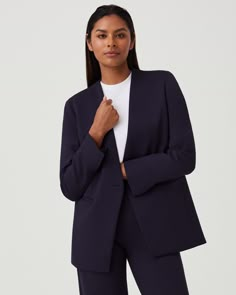 The Perfect Oversized Blazer The Well Dressed Life, Fall 2023 Fashion, Blazer Top, Capsule Wardrobe Work, Ponte Fabric, Vegan Leather Handbag, Perfect Pant, Classic Wardrobe Staples, Layered Tops