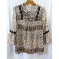 Style & Co Women's Multicolor Semi Sheer 3/4 Sleeve Boho Blouse. Size S, New With Tags. 100% Polyester. Armpit To Armpit Approx. 19'' Length (Middle Back) Approx. 26'' 007901-62 Bohemian Cream Blouse With 3/4 Sleeves, Black Top Summer, Wrap Top Blouse, Half Sleeve Shirts, Beaded Blouse, Boho Blouse, Tie Dye Long Sleeve, Boho Lace, Plaid Blouse