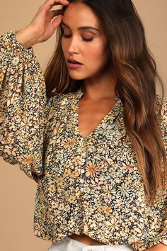 Cream Floral Print Blouse - Balloon Sleeve Top - Women's Tops - Lulus New Style Tops, Womens Tops Dressy, Dressy Shirts, Tops And Blouses, Balloon Sleeve Top, Printed Balloons, Floral Print Blouses, Dressy Tops, Pearl Buttons