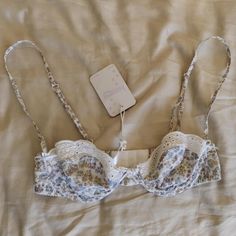 Size Xs, Fits Aa-A Cup (Up To 32a), No Flaws Never Worn Not Sold In This Print Anymore Floral And Kitten Print (Red, Yellow, Greenish Blue) With Dainty Scalloped Lace Cute Bra Sets, Bras Cute, Fitted Cotton Bra With Padded Cups, Cotton Fitted Bra With Removable Pads, Summer Daywear Underwire Bra, Summer Lace Bra With Padded Cups, Feminine Underwire Bra For Daywear, Cute Floral Bras, Coquette Bra