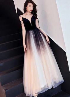 Charming Black Gradient Tulle and Velvet Long Party Dress,Black Party – BeMyBridesmaid Prom Dresses Lace Sleeves, Casual Elegant Style, Party Dress Black, Long Party Dress, Black Party Dress, Color Rush, Prom Dresses Gowns, Black Gradient, Black Party Dresses