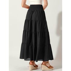 No matter what body type you are, this must-have skirt is a perfect choice for your summer and spring. Simple solid-colored design will never be out of date, the timeless maxi boho skirt is suitable for dates, school, travel, parties, beach, vacations, and daily casual. This is such a pretty skirt, with a lightweight fabric, swing, and flowy hem, easy to match with crop tops, boho tops, t-shirts, long-sleeve blouses, cardigans, and bikinis. Beach Maxi Skirt, Pretty Skirts, Tiered Maxi Skirt, Boho Skirts, Slip Skirt, Women's Skirts, Boho Summer, Boho Women, Bottom Clothes