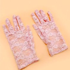 1 Pair Of Women Floral Lace Pink Gloves Nwt White Leather Gloves, Smart Gloves, Mesh Gloves, Brown Gloves, Pink Gloves, Blue Gloves, Vintage Gloves, Wool Mittens, Long Gloves