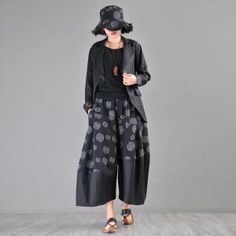 Embroidered Annual Ring Comfy Pants Linen Wide Leg Cropped Pants in Black One Size - Morimiss.com Black Womens Suit, Office Suit, Suit For Women, Women Office, Linen Casual, Wide Leg Cropped Pants, Comfy Pants, Linen Jacket, Pantalon Large