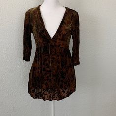 Surrealist Brown/Olive V-Neck, 3/4th Sleeve Velvet/Lace Top. New, Never Worn, With Tags Size 1 Is Equivalent To Size Small Size 2 Is Equivalent To Size Medium Size 3 Is Equivalent To Size Large Whimsigothic Clothes T-shirts & Tank Tops, 2000s Witchy Fashion, Green 3/4 Sleeve Blouse For Fall, Velvet Tops Outfit, Brown Goth, Vanishing Cabinet, Whimsigoth Fashion, Realistic Aesthetic, Velvet Lace Top