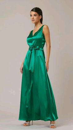 Elegant Green A-line Satin Dress, Green V-neck Gown For Summer, Green V-neck Maxi Dress For Prom, Chic Bias Cut Maxi Dress For Prom Season, Silk A-line Satin Dress For Prom, Chic Floor-length Satin Gown, Bias Cut Maxi Length Prom Dress, Prom Maxi Dress With Bias Cut, Chic A-line Silk Satin Dress