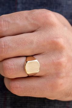 • Gold Color Options; Yellow Gold, White Gold, Rose Gold • Face Measurement: 17mmx13 mm Formal 14k Gold Initial Ring, Minimalist Signet Ring For Wedding, Polished 14k Gold Initial Ring, Signet Ring For Men, Gold Face, Mens Anniversary Gifts, Gold Signet Ring, Ring For Men, Exclusive Jewelry