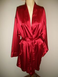 Victorias Secret red ruby robe, one size, Length-35" long good condition Red Silk Robe, Long Silk Nightgown, Babydoll Nightgown, Peignoir Sets, Silk Nightgown, Vintage Floral Design, Women's Nightgowns, Silk Camisole