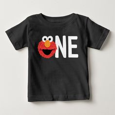 Check out this cute Sesame Street I'm One Birthday shirt design featuring Elmo. Elmo Face, Birthday Shirt Design, Seaseme Street, One Birthday Shirt, Sesame Street Elmo, First Birthday Shirts, Toddler Tops, Baby T Shirt, Birthday Shirt