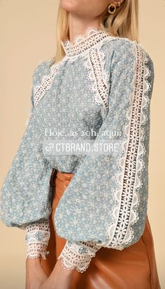 Blouse Casual Fashion, Women Blouses Fashion, Sleeves Designs For Dresses, Boutique Dress Designs, Fashionista Clothes, Stylish Dress Book, Designs For Dresses, Embroidery Blouse, Fashion Mistakes