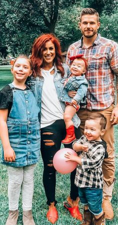 Chelsea Houska Hair Color, Mommy Outfits, Mum Fashion